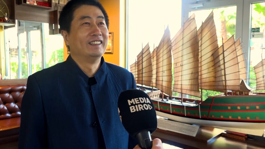 Kuvar Zhou Xiaofengu: Crnogorski mi zvuči kao pjesma