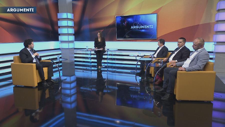 Abazović: Kupićemo svoje trajekte, uvesti još jednu liniju