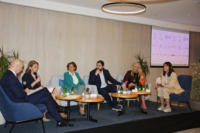 Sa konferencije poručeno: Privreda i politički donosioci odluka treba više da komuniciraju