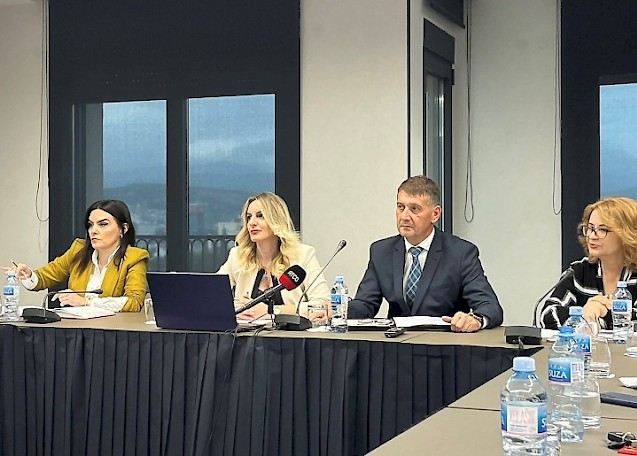 Održan radni sastanak UPCG i UIP sa privrednicima