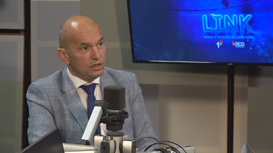 Raičković: Jedinstvo političara oko bitnih ekonomskih pitanja ključno