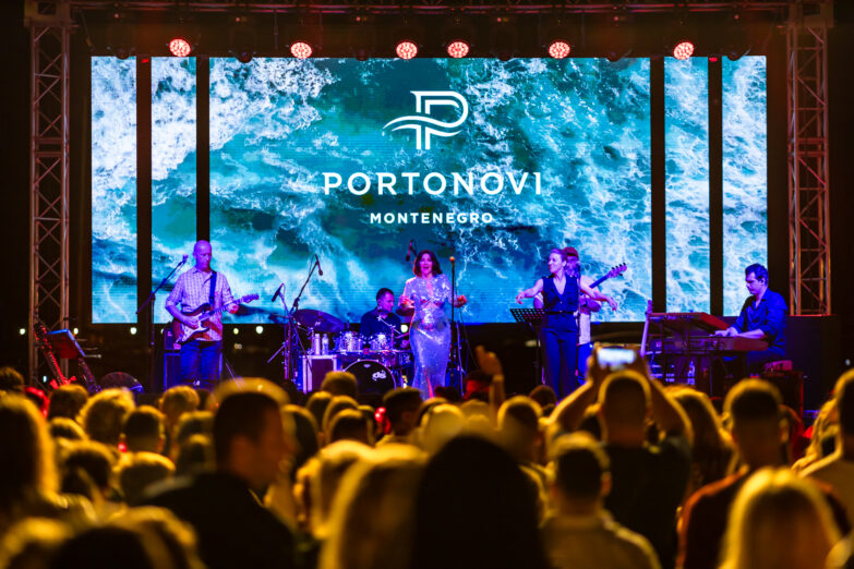 Portonovi nastavlja da bilježi sjajnu posjećenost: Nina Badrić sinoć priredila koncert za pamćenje