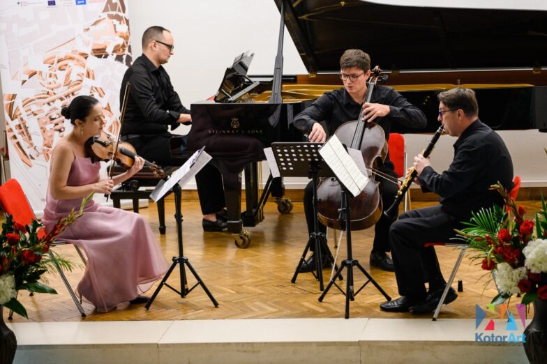 Nada za buduća bolja i drugačija vremena