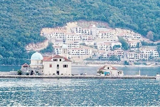 “FIDELITY CONSULTING” UPOZORAVA “Prostor izgubio rat protiv apartmanizacije”