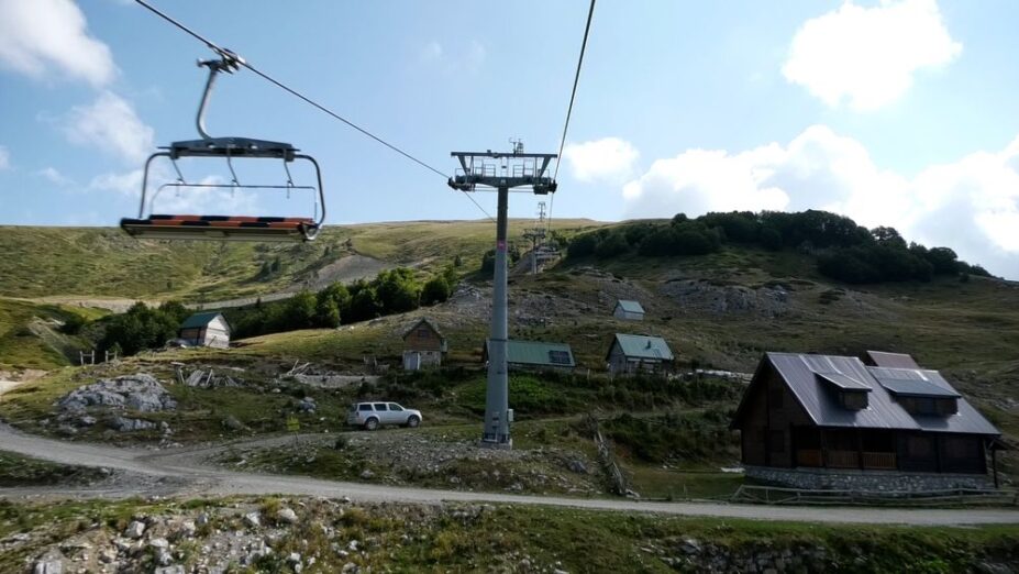 Posjećenost u julu za 15 odsto bolja nego 2022, skijalište Kolašin 1600 do sada prihodovalo 115.500€