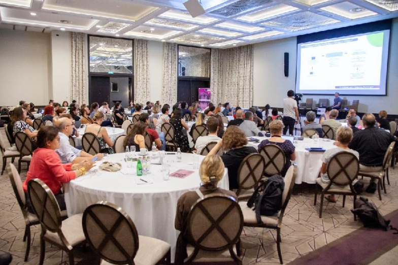 Volontiranje dobro za mentalno zdravlje mladih