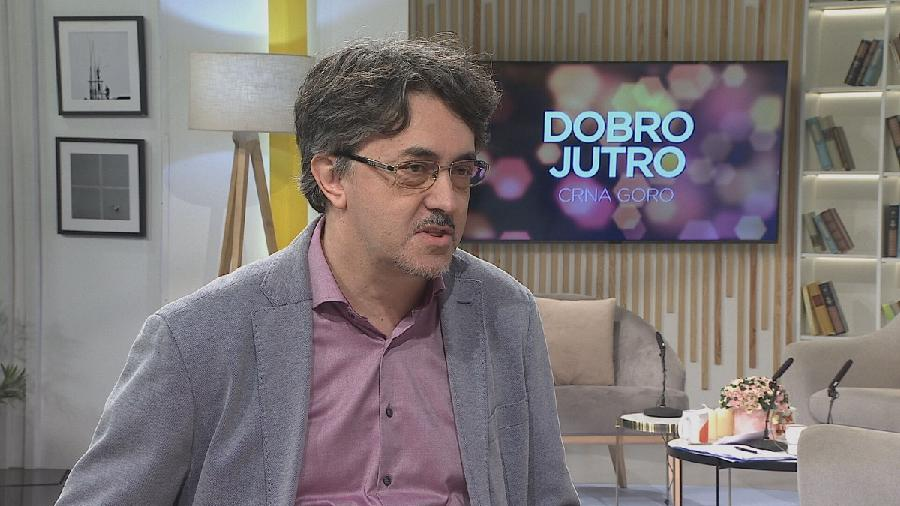 Pešić: Vlada da krene u reformu obrazovanja na koju predugo čekamo