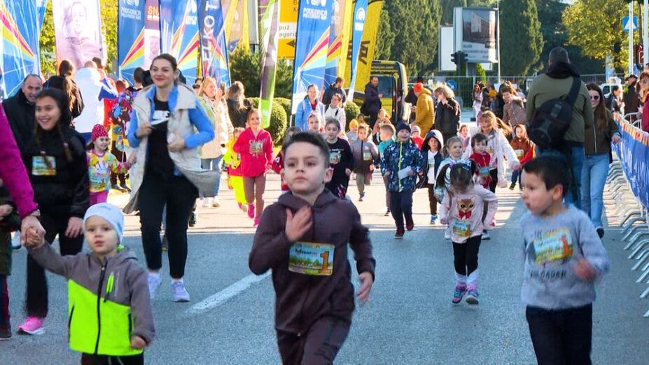 Milennium Run danas okupio brojne mališane u trci od 200 do 800 m