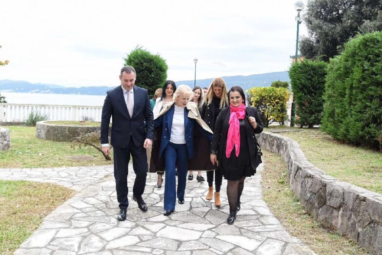 U Bijeloj planiraju i Centar za hraniteljstvo