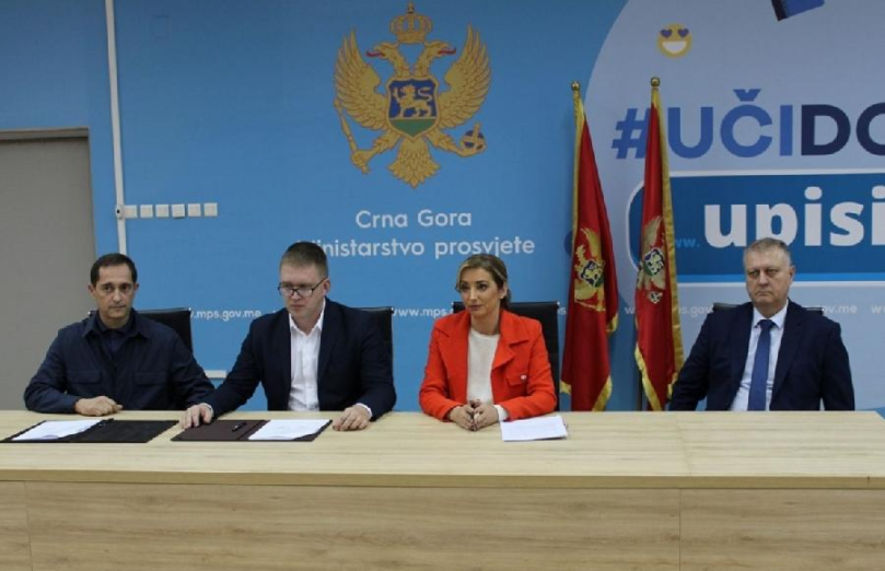 Kupuju 26 autobusa i kombija za prevoz đaka