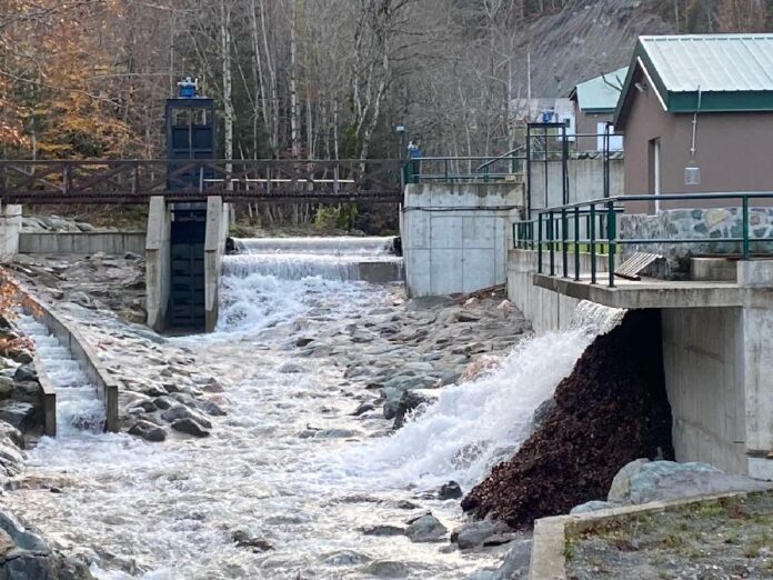 Milionska dobit MhE, rashodi minimalni