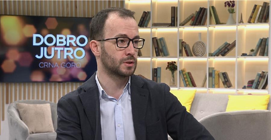 Sošić: Oko 40 odsto funkcionera u javnim preduzećima krije ugovore