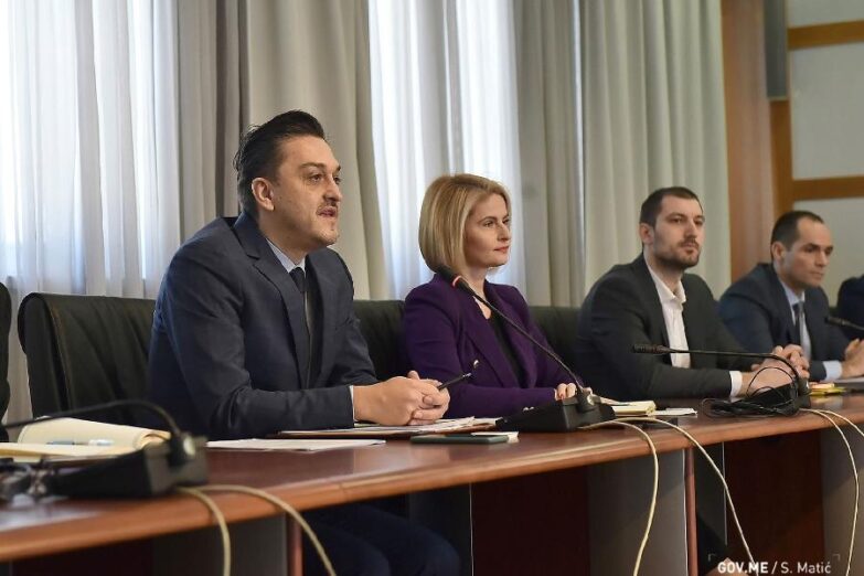 Javni dug da bude oko 60% BDP-a