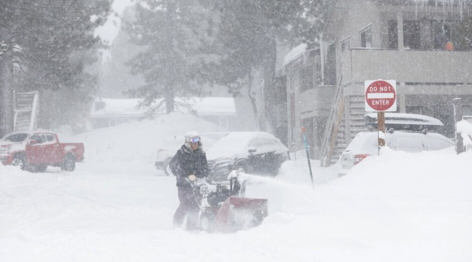 Kalifornija: Siera Nevada zatrpana snijegom