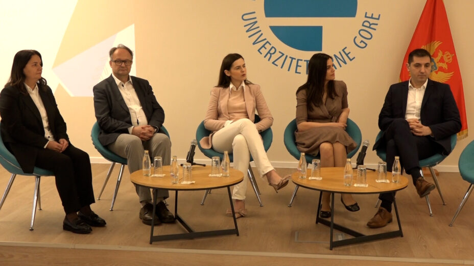 Na Ekonomskom fakultetu održan prvi Business Intelligence panel