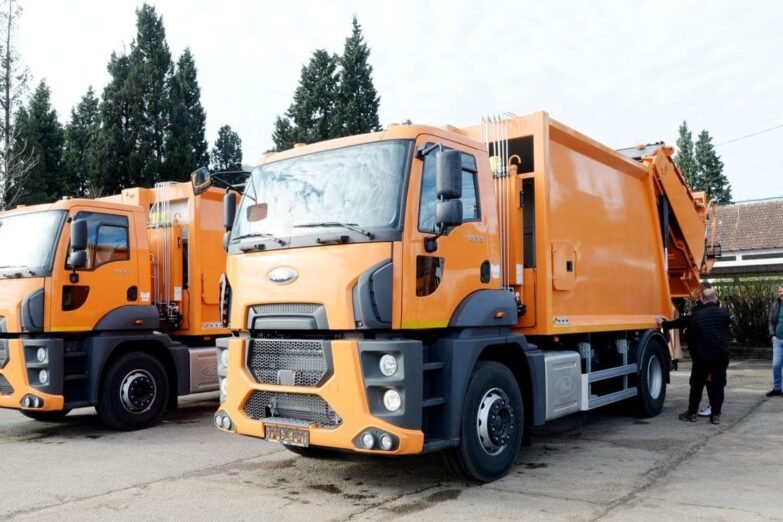 Glavni grad Crne Gore mjesecima se guši u smeću, a kompanija zadužena za održavanje higijene Podgorice “Čistoća doo” se ne snalazi baš najbolje