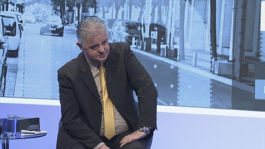 Bojović: Škole gube trku sa rijalitijima, partijske knjižice izbacićemo iz prosvjete