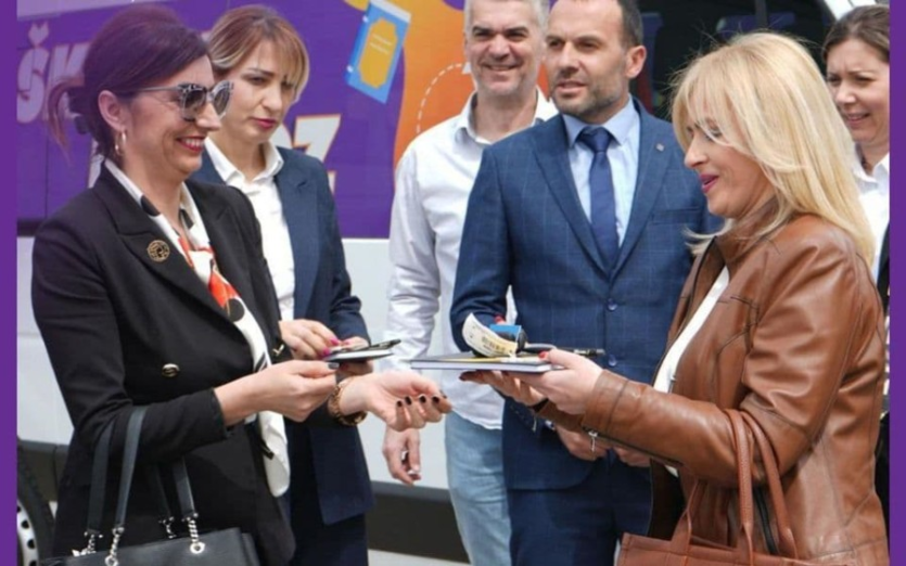 Još četiri vozila za prevoz učenika sa ruralnih područja