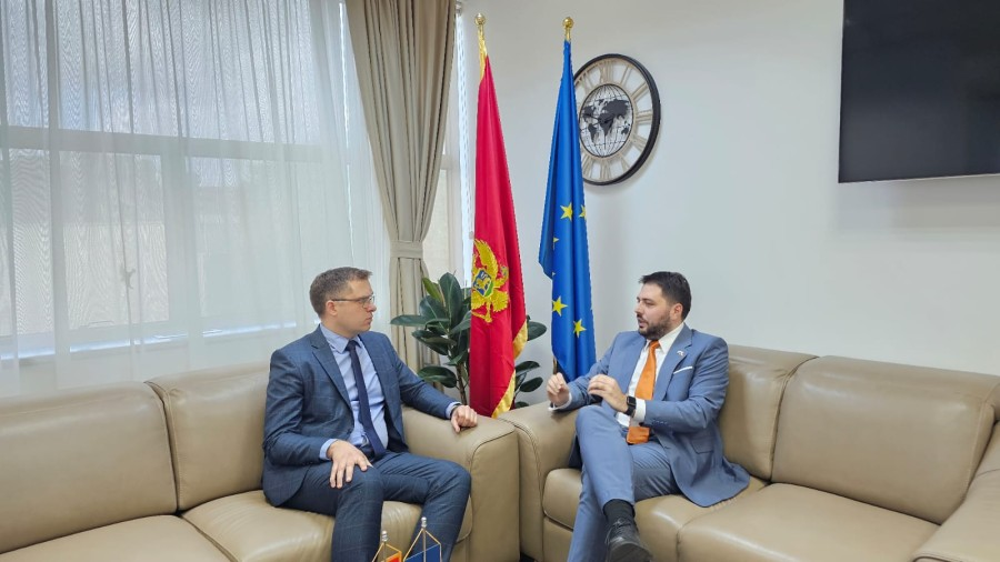 Javnim konkursom preko 1,4 miliona eura za nabavku komunalne opreme i projekte