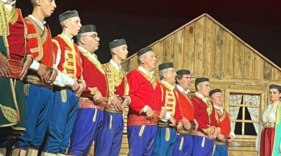 Svečanost u Lovćencu u susret 21. maju