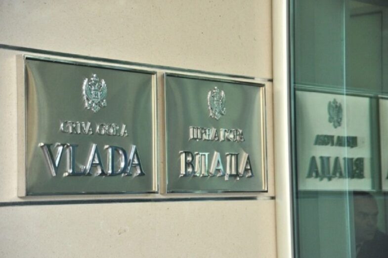 Vlada glasa za Rezoluciju o Srebrenici