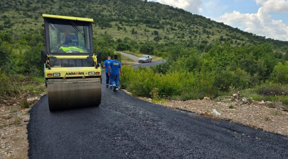Nakon više decenija Piperi dobijaju asfalt; Injac: Ostajemo posvećeni interesima svih građana Podgorice