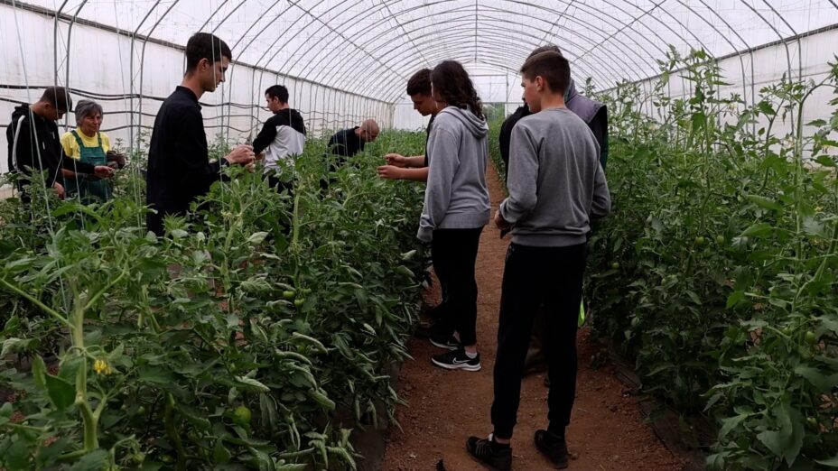 Srednjoškolci iz Crne Gore boravili u stručnoj posjeti Poljoprivrednoj veterinarskoj školi sa domom učenika u Svilajncu