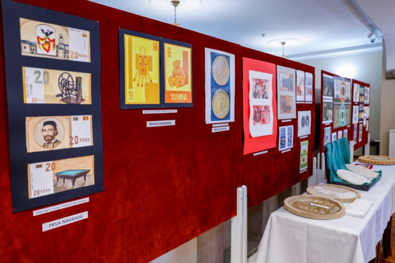 Izložba”Eksponati crnogorskih muzeja kao motiv na novcu”