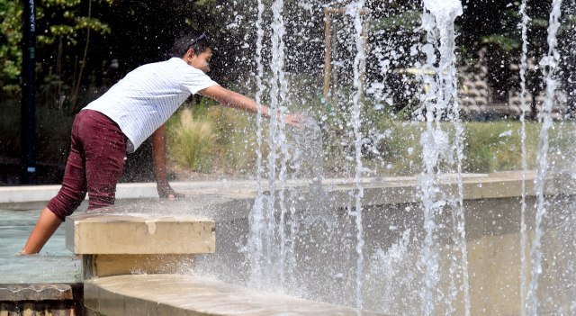 Danas veoma toplo, temperatura do 40 stepeni