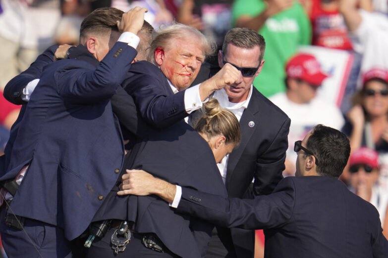 Tramp ranjen u Pensilvaniji, napadač ubijen i identifikovan