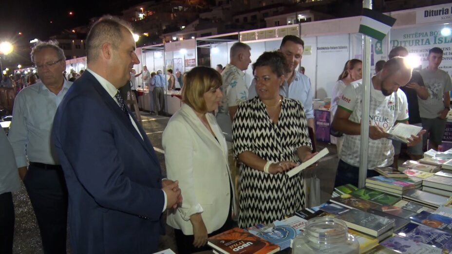  23. izdanje Sajma knjiga u Ulcinju, Nimanbegu: Knjiga treba da ostane prioritet kulturnih politika naših zemalja