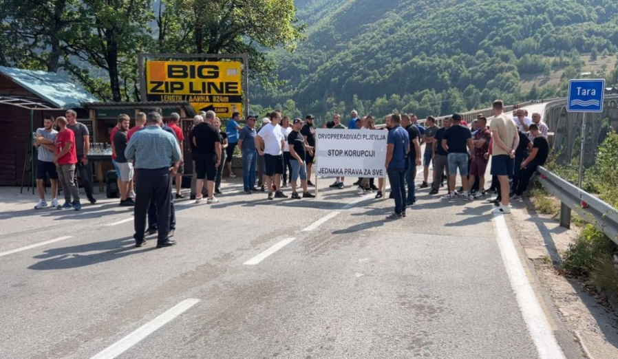Protesti drvoprerađivača u više gradova na sjeveru