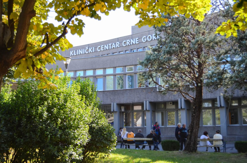 Traže veće plate za medicinske sestre i tehničare u KCCG