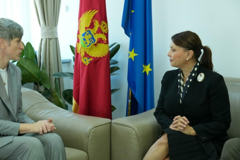 Neophodno jačati avio-povezanost