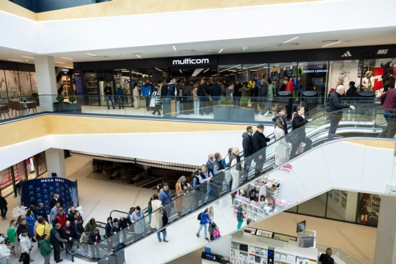 Budva: Svečano otvorena vrata novog šoping mola „MEGA MALL“, hiljade poklona, akcija i popusta