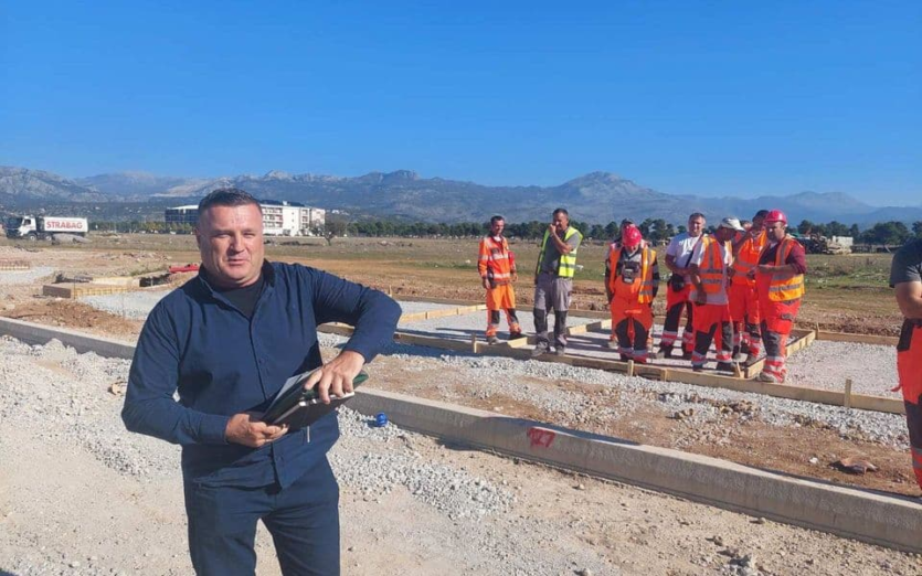 Traže veće plate i bolje uslove rada