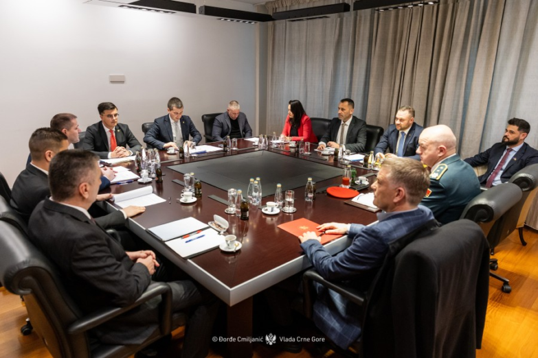 BOK: Podrška angažovanju zaštitara u školama