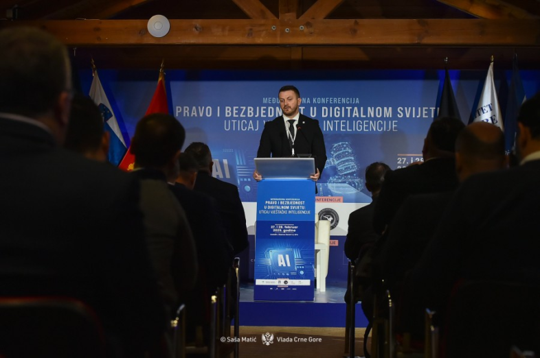 Vještačka inteligencija prilika za unapređenje efikasnosti javnih usluga