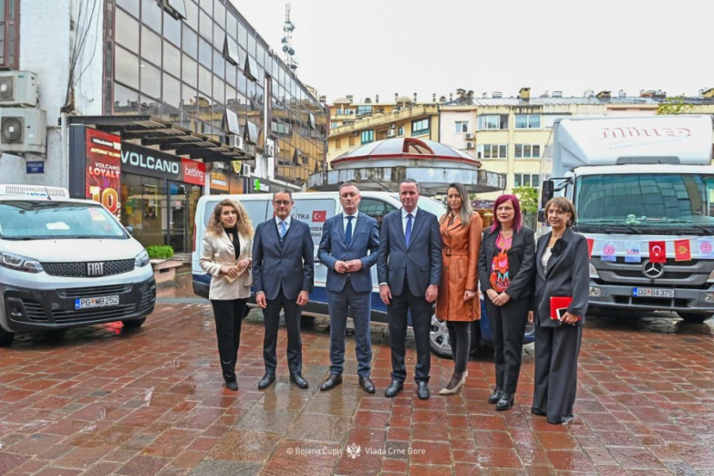 Zdravstvenom sistemu donirana medicinska oprema vrijedna preko 100 hiljada eura