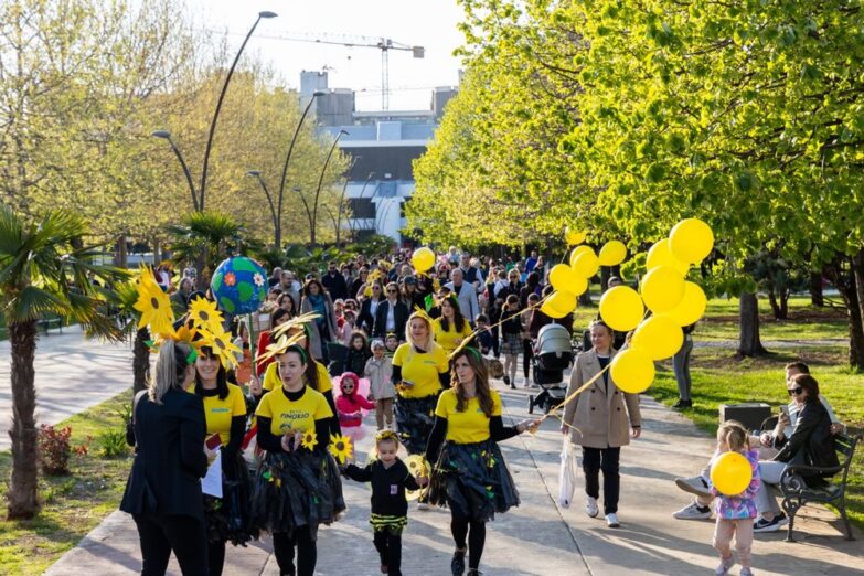 Manifestacijom “Cvijeće cvijeću” promoviše se zelenilo i humanost