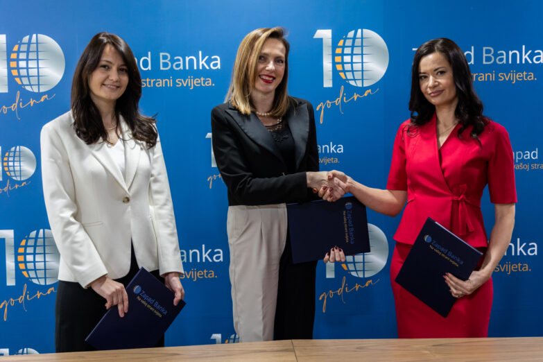 Zapad Banka obilježava deset godina rada donacijom za obrazovanje djece