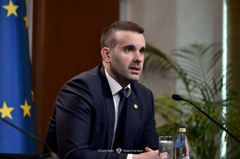 Spajić: Vlada opredijelila po 100.000 eura za 16 porodica žrtava tragičnih događaja