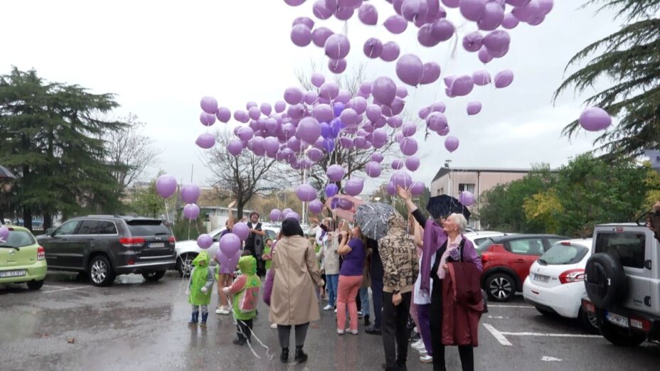 Centar za neonatologiju na godišnjem nivou zbrinjava od 500 do 800 novorođene djece, 60% pacijenata prijevremeno rođene bebe